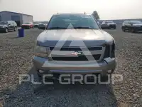 2009 Chevrolet Suburan photo