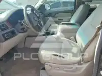 2009 Chevrolet Suburan photo