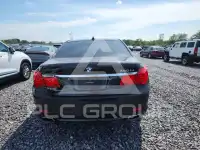 2009 BMW 750 фото