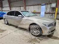 2009 BMW 750 photo