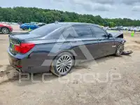 2009 BMW 750 фото
