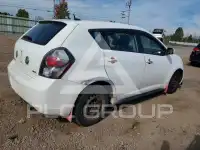 2009 Pontiac VIBE photo