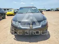 2009 Lincoln MKS photo