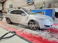 2009 Lincoln MKS photo