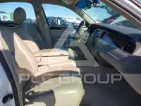 2009 Lincoln Town photo
