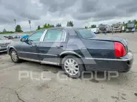 2009 Lincoln Town фото