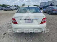 2009 Mercedes Benz C-Class photo