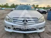 2009 Mercedes Benz C-Class photo