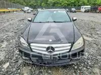 2009 Mercedes Benz C-Class фото