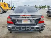 2009 Mercedes Benz E-Class photo