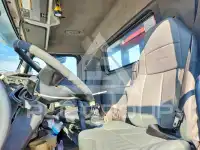 2009 Volvo VNL photo