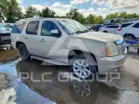 2009 GMC YUKON фото