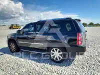 2009 GMC YUKON photo