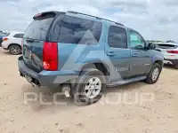 2009 GMC YUKON фото