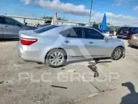 2009 Lexus LS460 photo