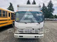 2009 Isuzu NPR фото
