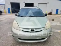 2009 Toyota SIENNA photo