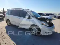 2009 Toyota SIENNA photo