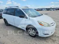 2009 Toyota SIENNA photo