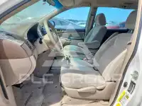 2009 Toyota SIENNA photo