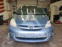 2009 Toyota SIENNA photo