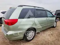 2009 Toyota SIENNA photo