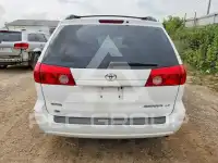 2009 Toyota SIENNA фото