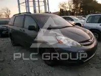 2009 Toyota SIENNA photo