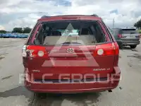 2009 Toyota SIENNA photo