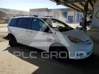 2009 Toyota SIENNA photo