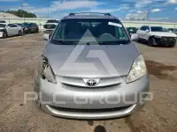 2009 Toyota SIENNA фото