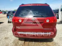 2009 Toyota SIENNA photo
