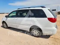 2009 Toyota SIENNA фото
