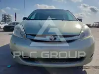 2009 Toyota SIENNA photo