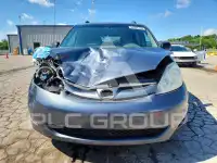 2009 Toyota SIENNA photo