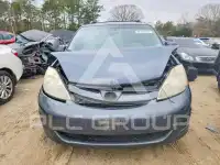 2009 Toyota SIENNA фото