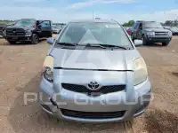 2009 Toyota YARIS фото