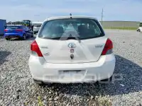 2009 Toyota YARIS фото