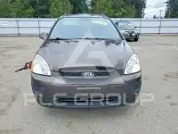 2009 KIA Rondo фото