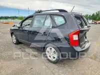 2009 KIA Rondo photo