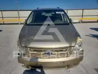 2009 KIA Sedona photo