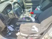 2009 Ford ESCAPE photo