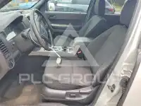 2009 Ford ESCAPE photo
