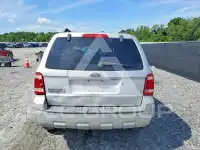 2009 Ford ESCAPE photo