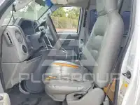 2009 Ford ECONOLINE фото