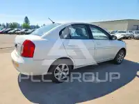 2009 Hyundai Accent фото