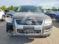 2009 Volkswagen Touareg фото