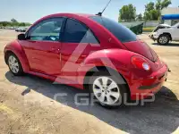 2009 Volkswagen BEETLE photo