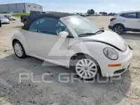 2009 Volkswagen BEETLE фото