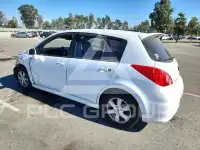 2010 Nissan VERSA фото